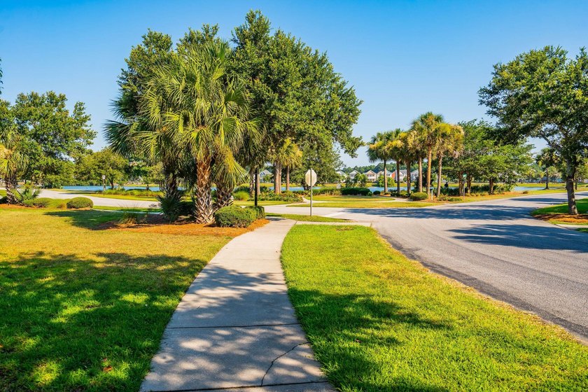 Welcome to 3065 Sugarberry Lane - priced below market value and - photo 23