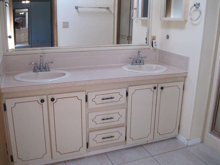 Spacious and well maintained 2 Bedroom 2 bathroom mobile home - photo 7