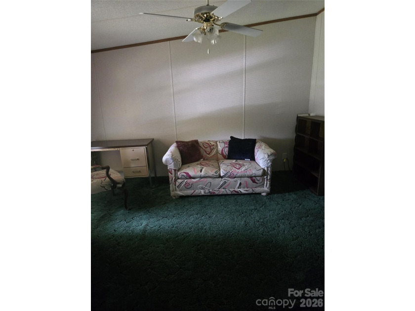 Looking for a primary bedroom with your own bathroom, sitting - photo 10