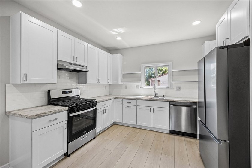 Welcome to 714 Otis Street in Rochester, NY! This adorable - photo 2