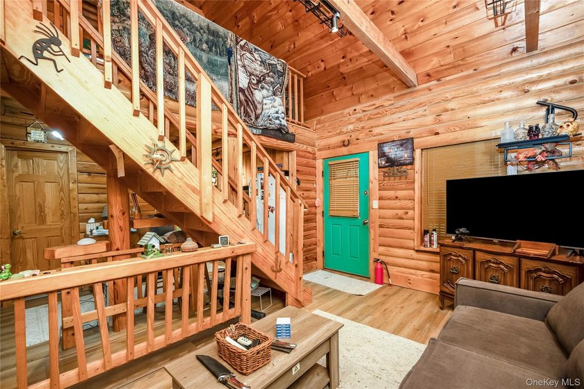Located in the highly sought-after Oakwood on the Sound - photo 9