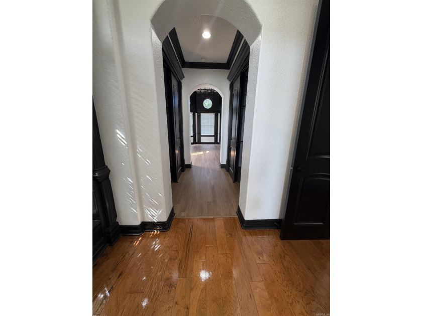 Welcome to 60 Deauville Circle in the highly sought-after Chenal - photo 22