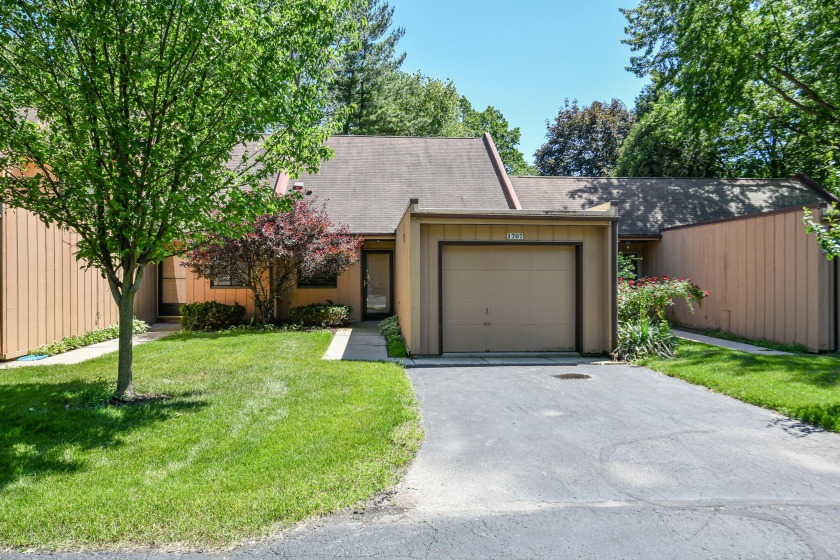 1707 Stone Ln, Delavan, WI 53115, 2844162