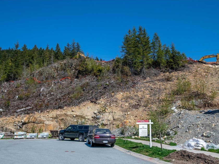 UNIVERSITY HIGHLANDS BUILDING LOT!! Located in the prestigious - photo 15