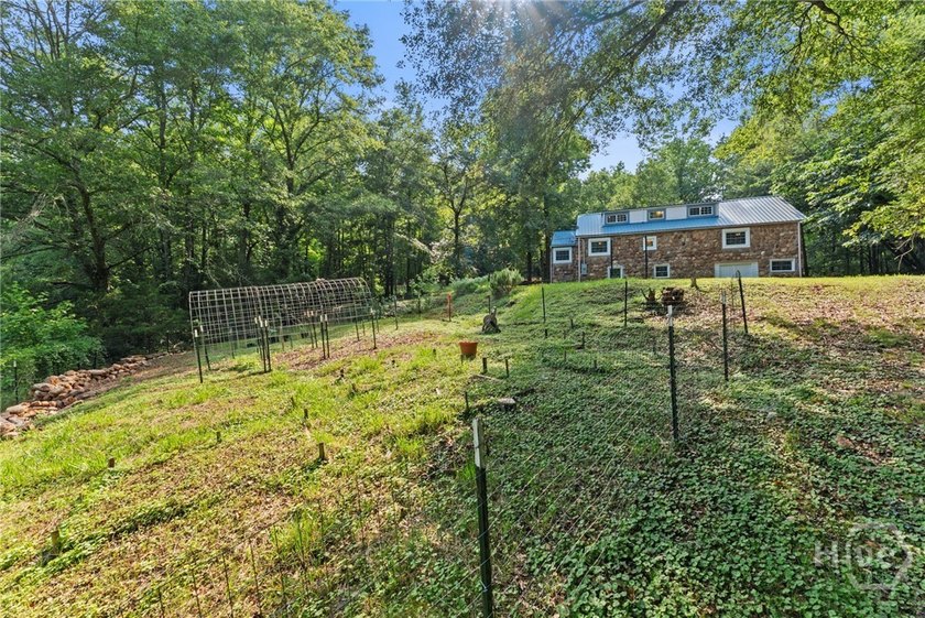 If you've been looking for a quiet cottage on a large piece of - photo 50