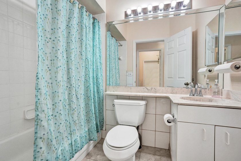 Beautifully maintained, ONE-OWNER 3BR/2BA, K. Hovnanian home in - photo 14