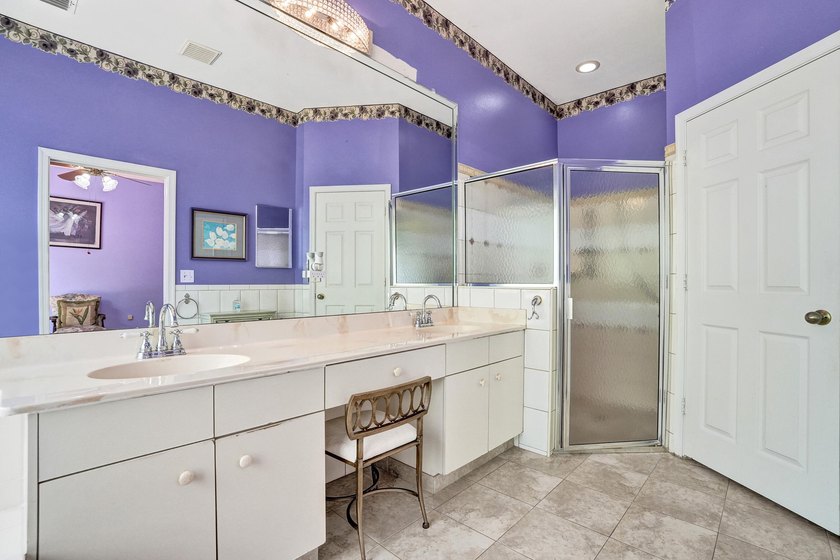 Beautifully maintained, ONE-OWNER 3BR/2BA, K. Hovnanian home in - photo 18