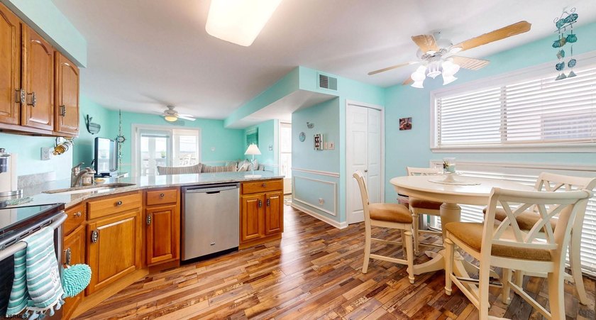 Welcome to 4306 West Avenue in one of Ocean City, NJ, best-kept - photo 22