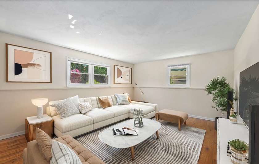 Welcome home! This beautifully maintained 3-bedroom, 1.1-bath - photo 3