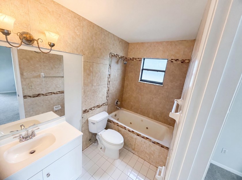 2305 SW Fern Cir is a one-story Port Saint Lucie home with a - photo 16