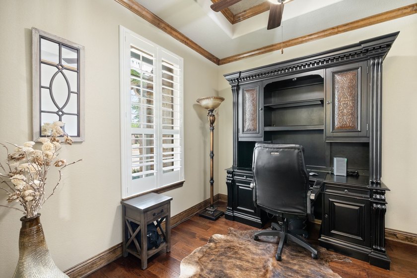 Tucked inside the coveted Catalina Bay waterfront community - photo 32