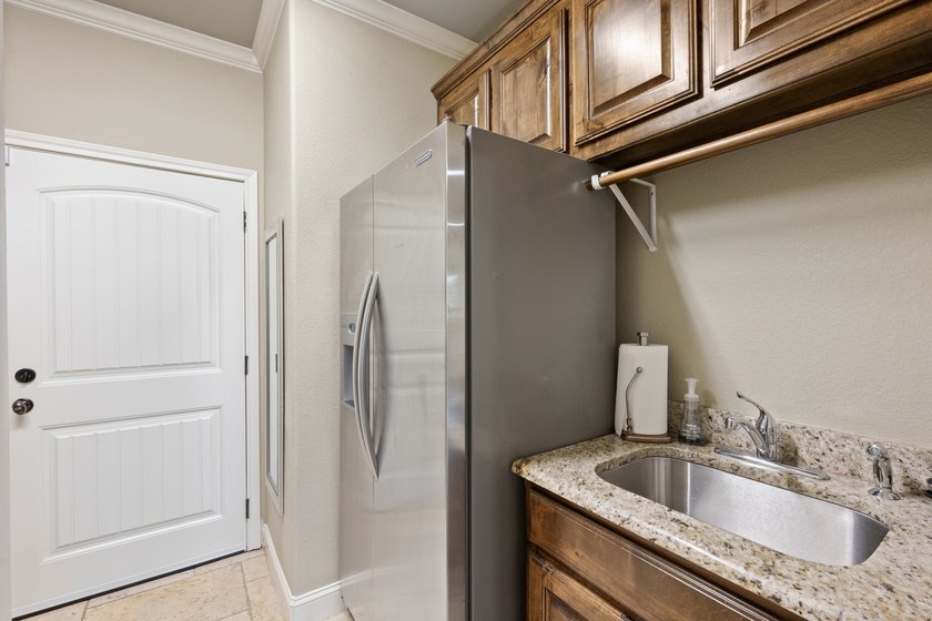 Tucked inside the coveted Catalina Bay waterfront community - photo 35