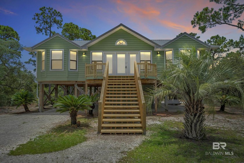 Situated on a generously sized 75' x 160' lot in Gulf Shores - photo 3
