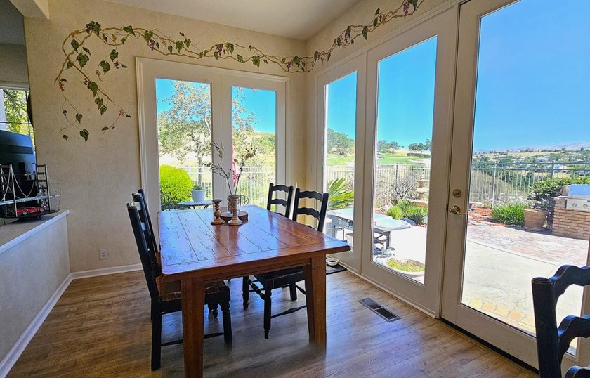 Rare opportunity to own a beautifully maintained view home in - photo 22