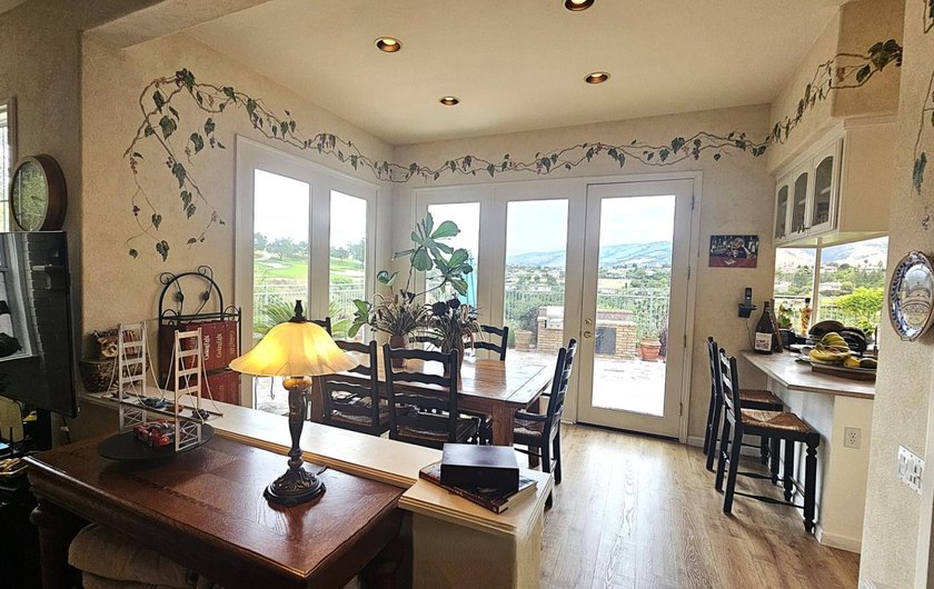 Rare opportunity to own a beautifully maintained view home in - photo 26
