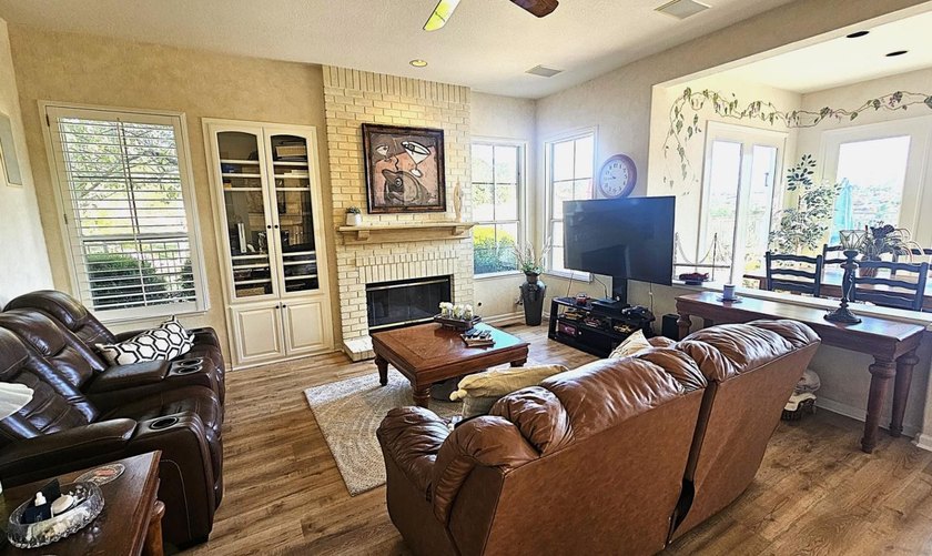 Rare opportunity to own a beautifully maintained view home in - photo 28
