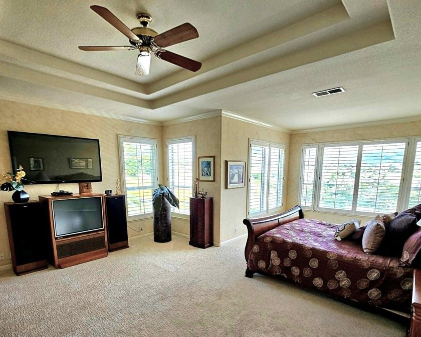 Rare opportunity to own a beautifully maintained view home in - photo 34