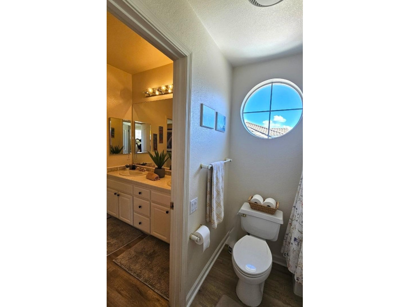 Rare opportunity to own a beautifully maintained view home in - photo 45
