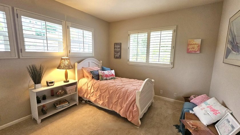 Rare opportunity to own a beautifully maintained view home in - photo 46