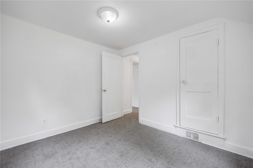 Welcome to this beautifully refreshed 3-bedroom, 1-bath home - photo 20