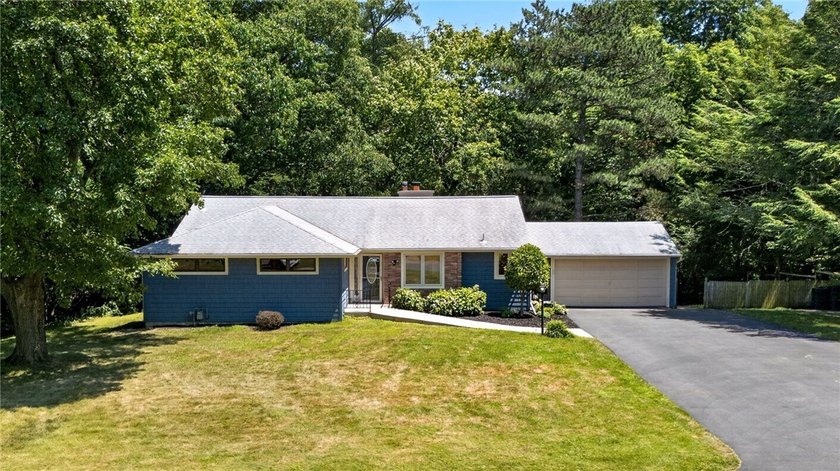 Welcome to 490 Van Voorhis Ave! Offered for the first time in - photo 2