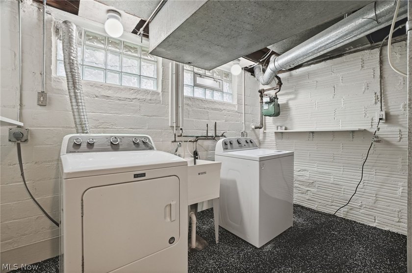 A Home That's Ready for Its Next Chapter There's something about - photo 28