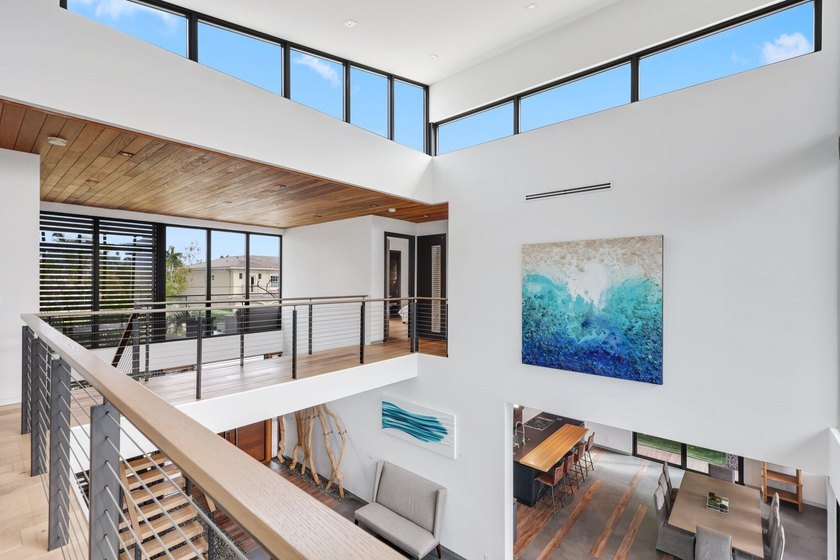 Stunning contemporary 5-bedroom + office waterfront residence - photo 33