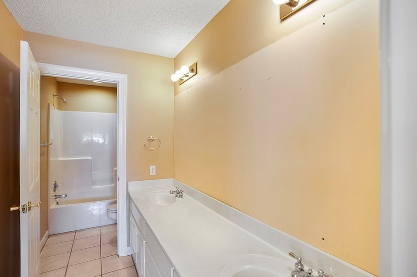 Experience affordable waterfront living on beautiful Lake - photo 16