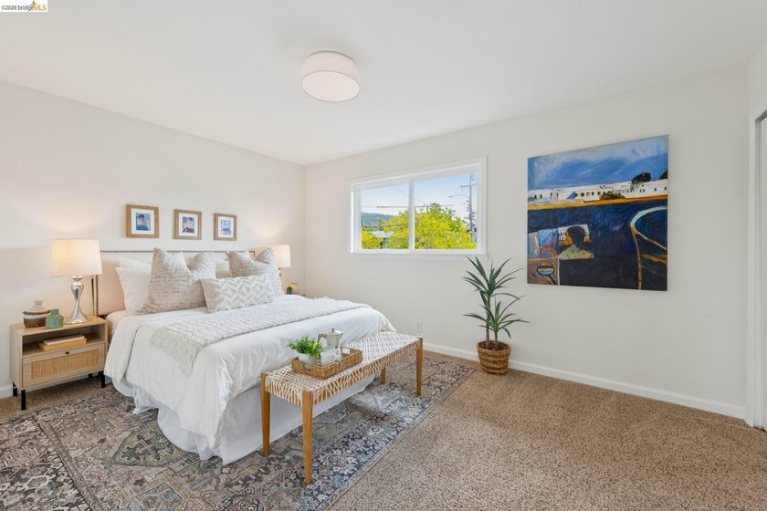 New Listing! Beautifully updated condo in the heart of Oakland's - photo 24