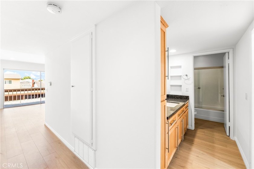 Beautifully Updated - Step into this light and bright upstairs - photo 26