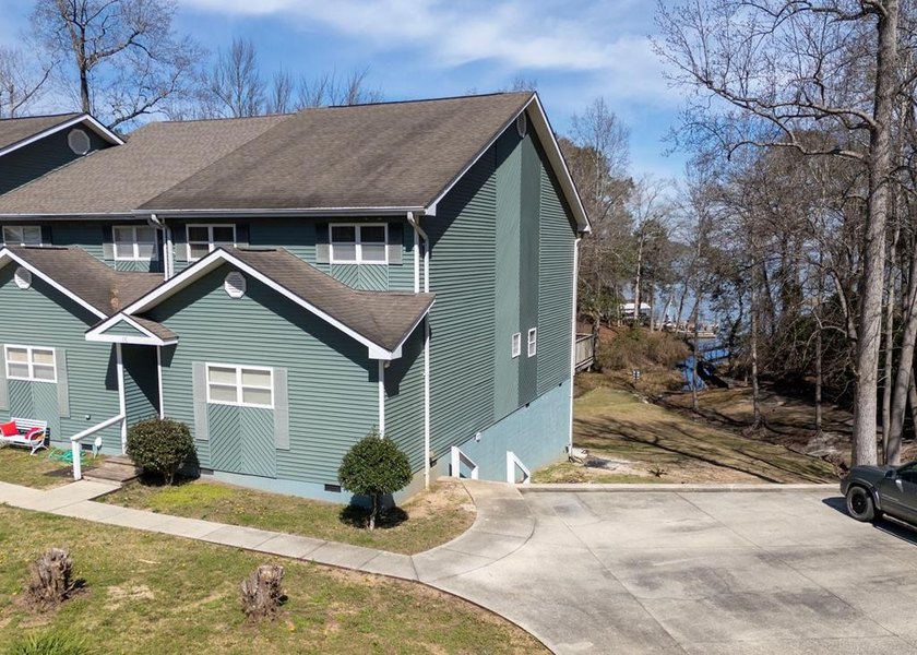 Experience affordable waterfront living on beautiful Lake - photo 27