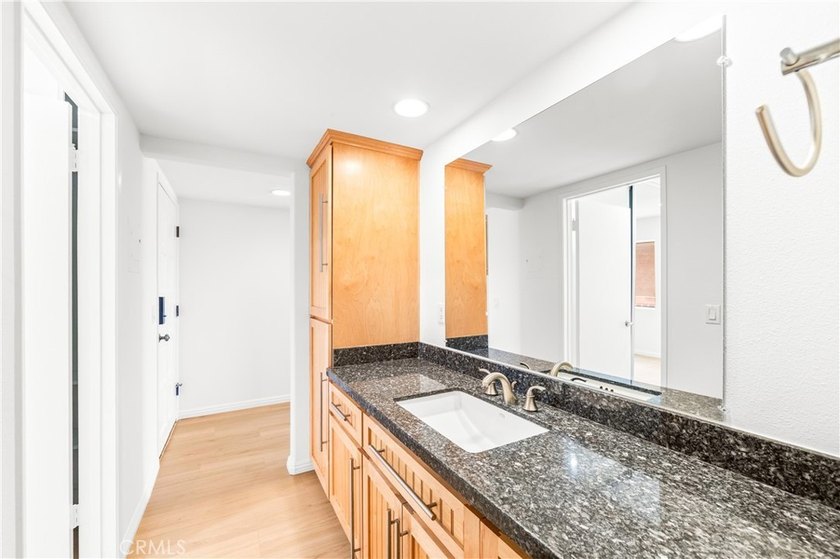 Beautifully Updated - Step into this light and bright upstairs - photo 28