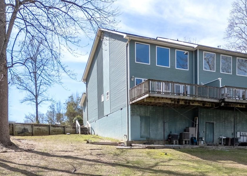 Experience affordable waterfront living on beautiful Lake - photo 29
