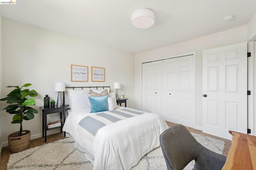 New Listing! Beautifully updated condo in the heart of Oakland's - photo 31