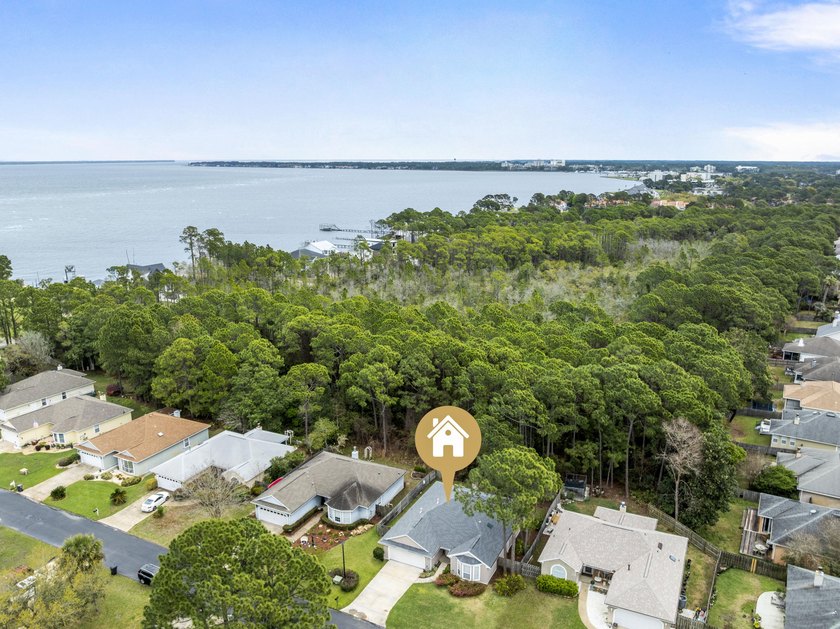 Perfectly positioned in Miramar Beach, this beautifully updated - photo 2