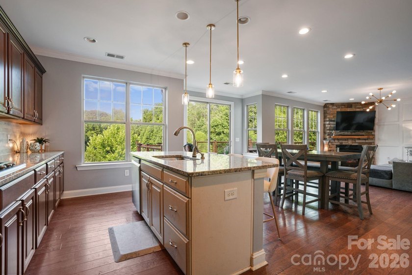 Welcome to this beautifully updated 5-bedroom, 4-bathroom home - photo 4