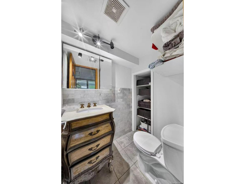 Welcome to this spacious detached Colonial located in the highly - photo 14