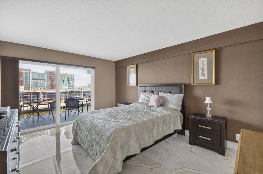 Wake up to panoramic Intracoastal and ocean views from this - photo 17