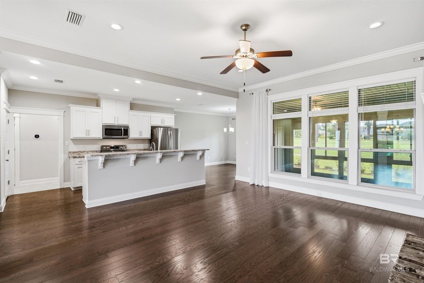 This beautiful and immaculate custom built Truland Home is - photo 8