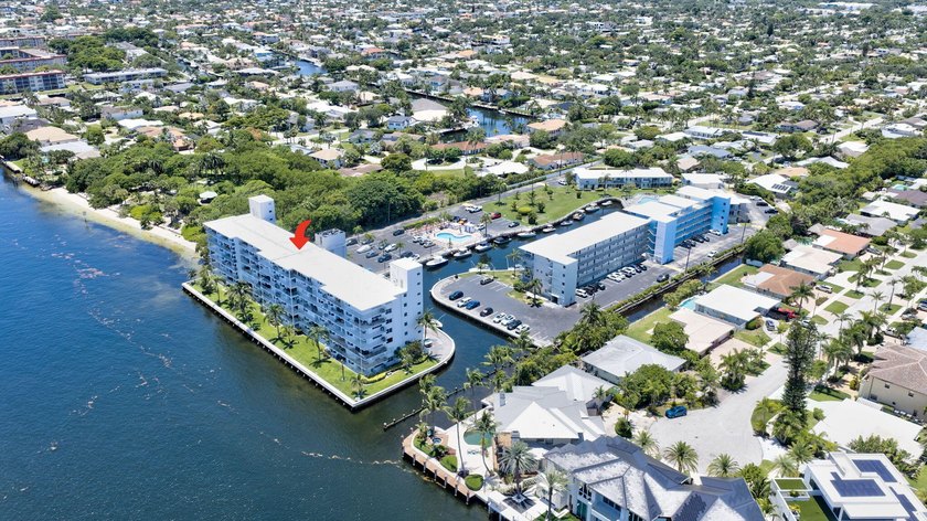 Wake up to panoramic Intracoastal and ocean views from this - photo 40