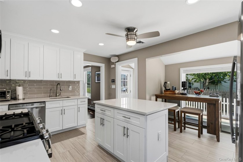 I am excited to share the details of a truly immaculate, move-in - photo 5