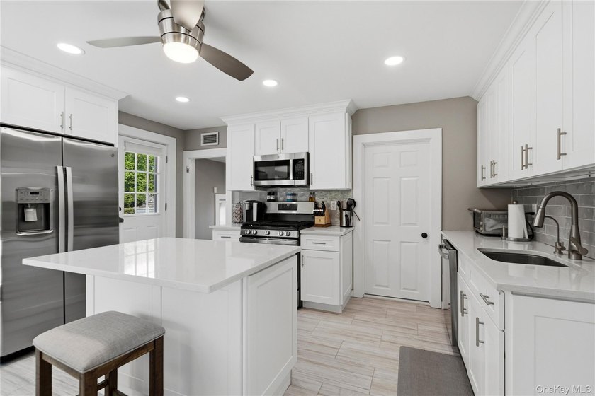 I am excited to share the details of a truly immaculate, move-in - photo 7