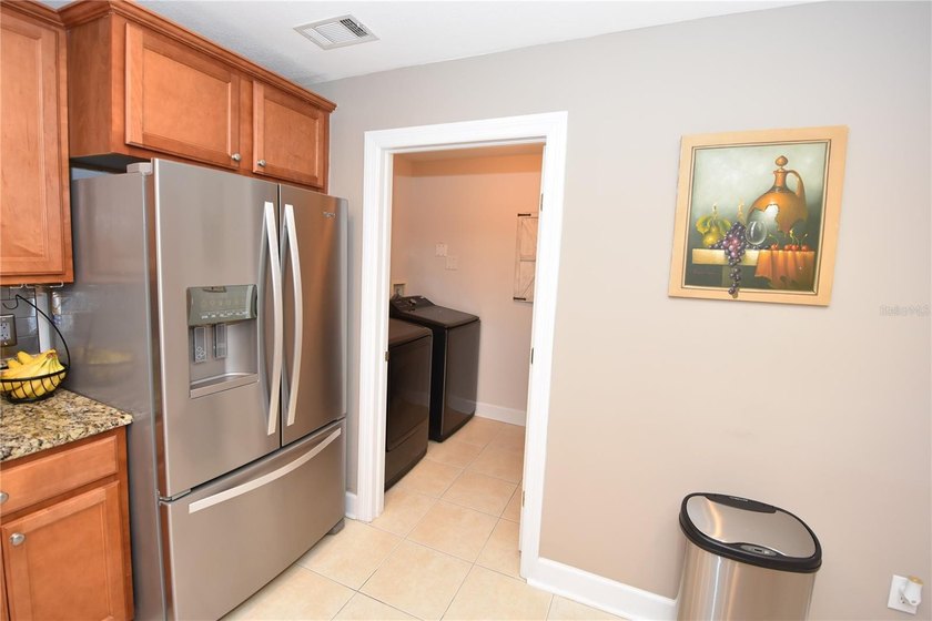 Welcome to your dream home! This stunning 3 bedroom, 2 bathroom - photo 33