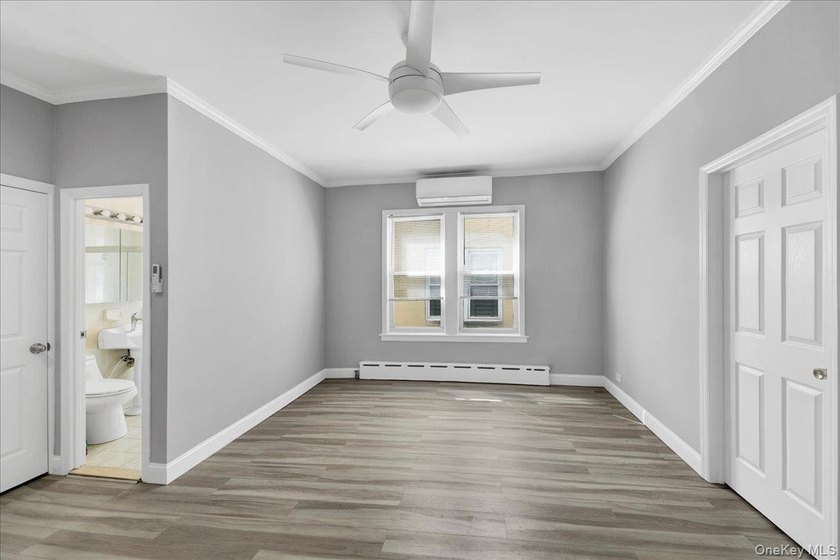 Well-maintained two-family home in the desirable Throggs Neck - photo 6