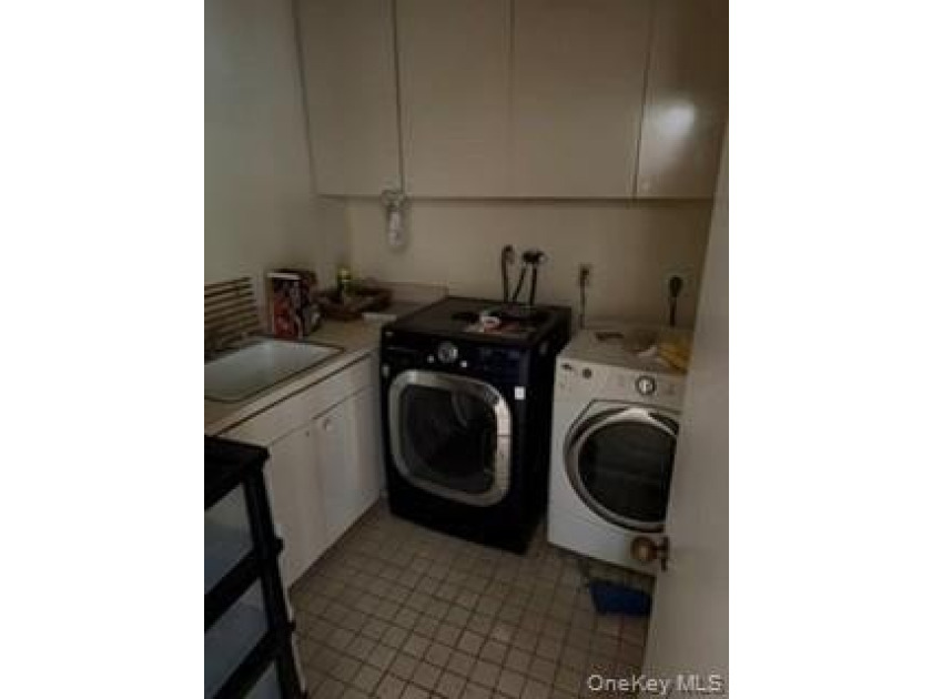 Short Sale - cash offers only- it is only unable to be financed - photo 18
