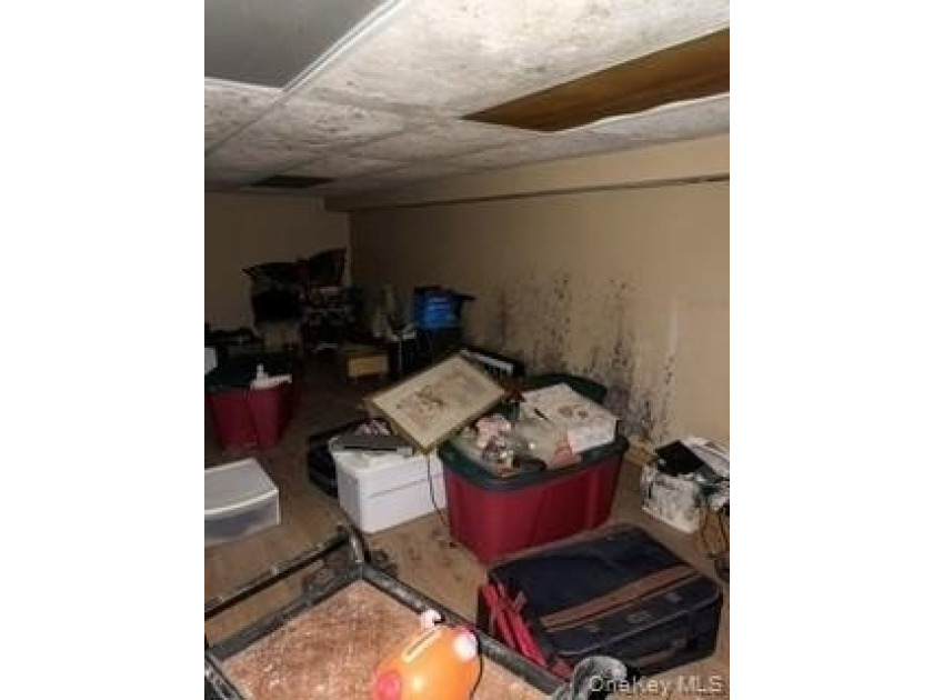Short Sale - cash offers only- it is only unable to be financed - photo 28