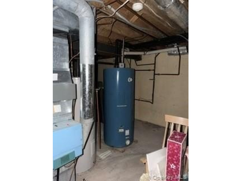 Short Sale - cash offers only- it is only unable to be financed - photo 32
