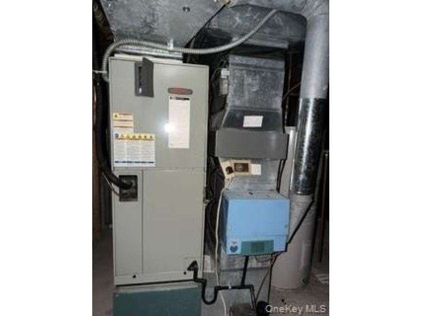 Short Sale - cash offers only- it is only unable to be financed - photo 33