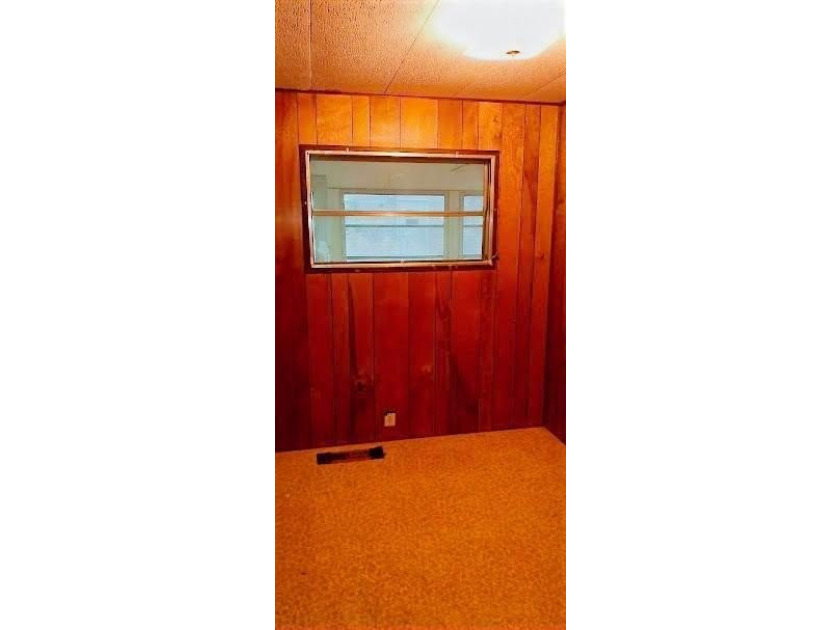 Great opportunity to live in active 55+ community, deeded lot - photo 37