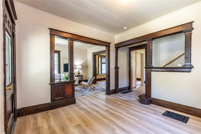 Another Rockin' Rochester offering! This spacious home boasts - photo 7